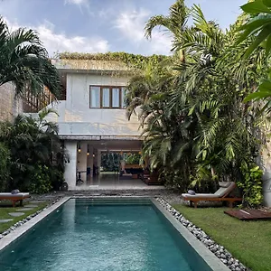 Chocolat Seminyak (Bali)