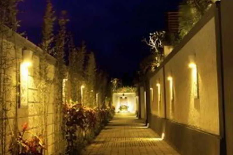 Bugan Villas Seminyak   Seminyak (Bali)